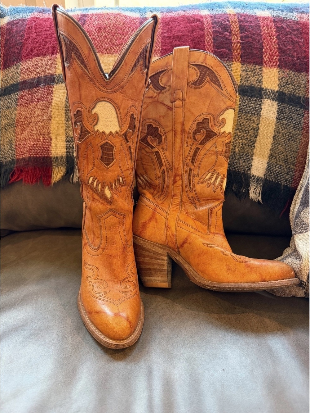 Vintage Miss Capezio Eagle Inlay Cowboy Boots Tan Leather Western 7.5 USA